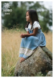 Mönster - Folkdräkt - stickad barnklänning med blombård | Eddna SE